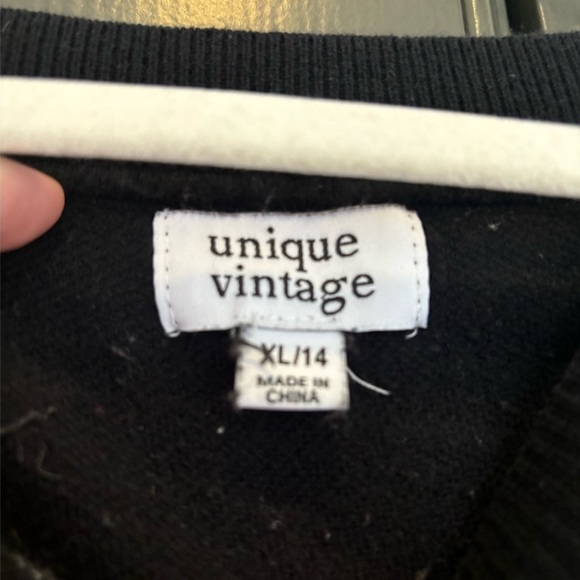 Halloween sweater - Picture 2 of 5